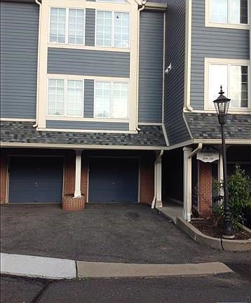2nd image of 309 Sturbridge Ct