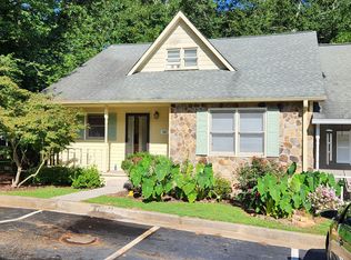 141 Habersham Pl, Clarkesville, GA 30523