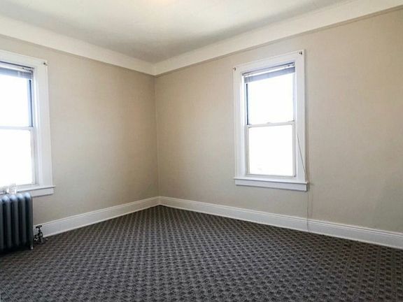 5th image of 2514 47th St #2