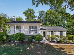 5938 Sharon Rd, Charlotte, NC 28210