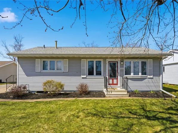 642 Old Marion Rd NE, Cedar Rapids, IA 52402