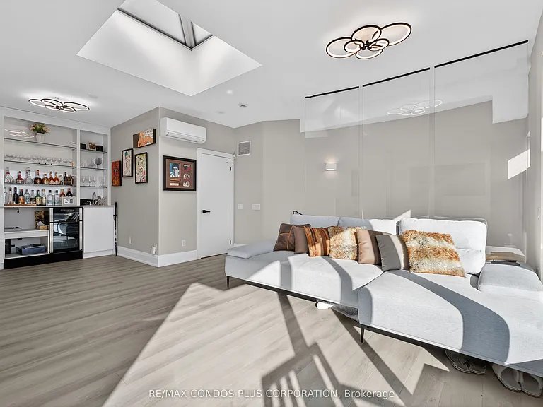 5 Marine Parade Dr #Townhouse 125 — Photo 31