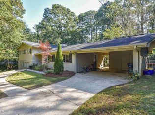 106 Saint James Dr, Athens, GA 30606