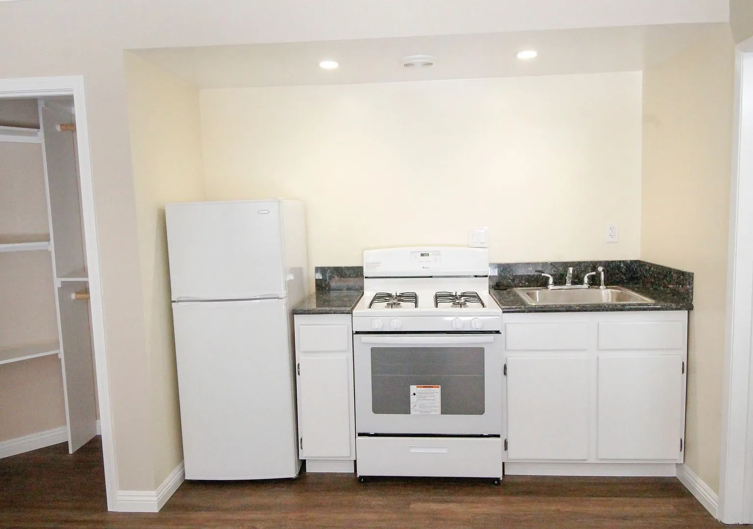 18315 Malden st. — Photo 3