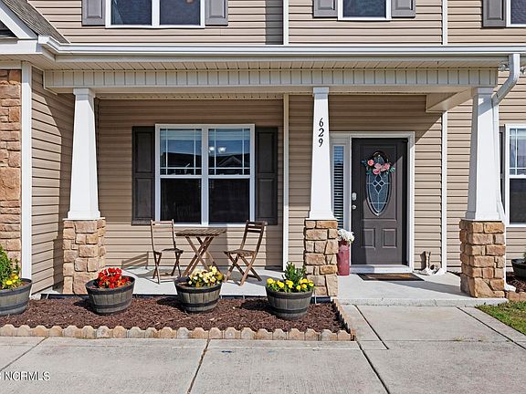 2nd image of 629 Arabella Drive