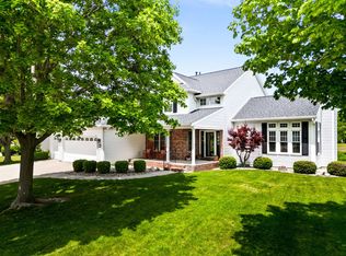 300 Whispering Pines Cc Ln, Normal, IL 61761