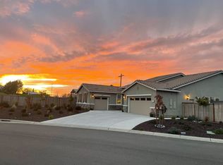 10080 Evening Star Dr, Roseville, CA 95747