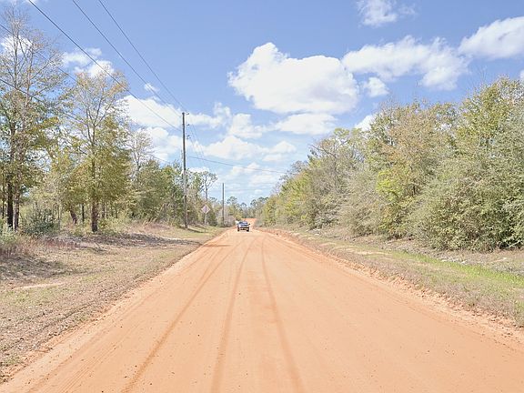 3rd image of N Silver Lake Rd