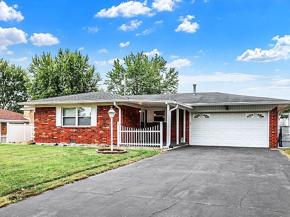 2nd image of 12239 Dunbar Cir S