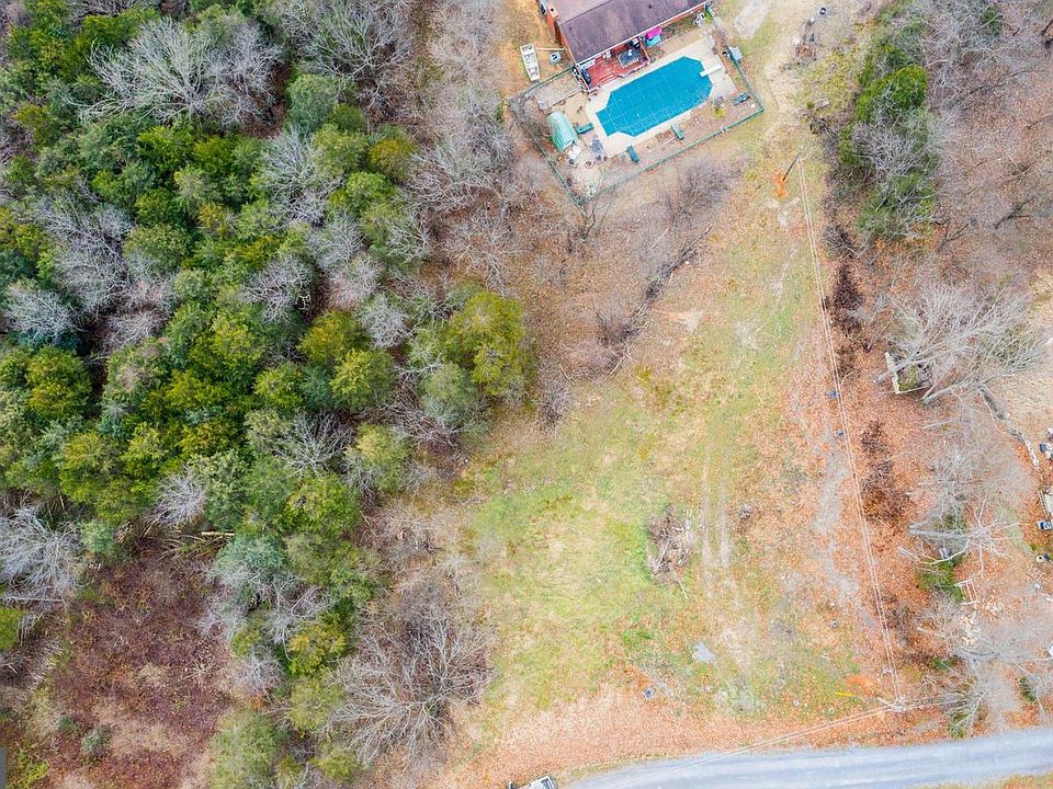 1st image of 65 Riverview Dr