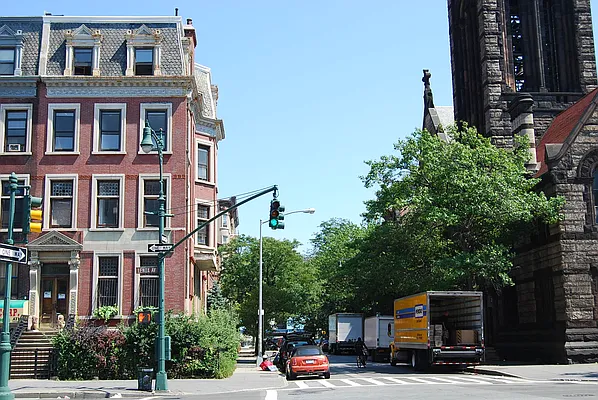 Rented by Bohemia Realty Group | media 23