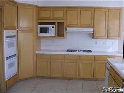 1st image of 915 S Creekview Ln