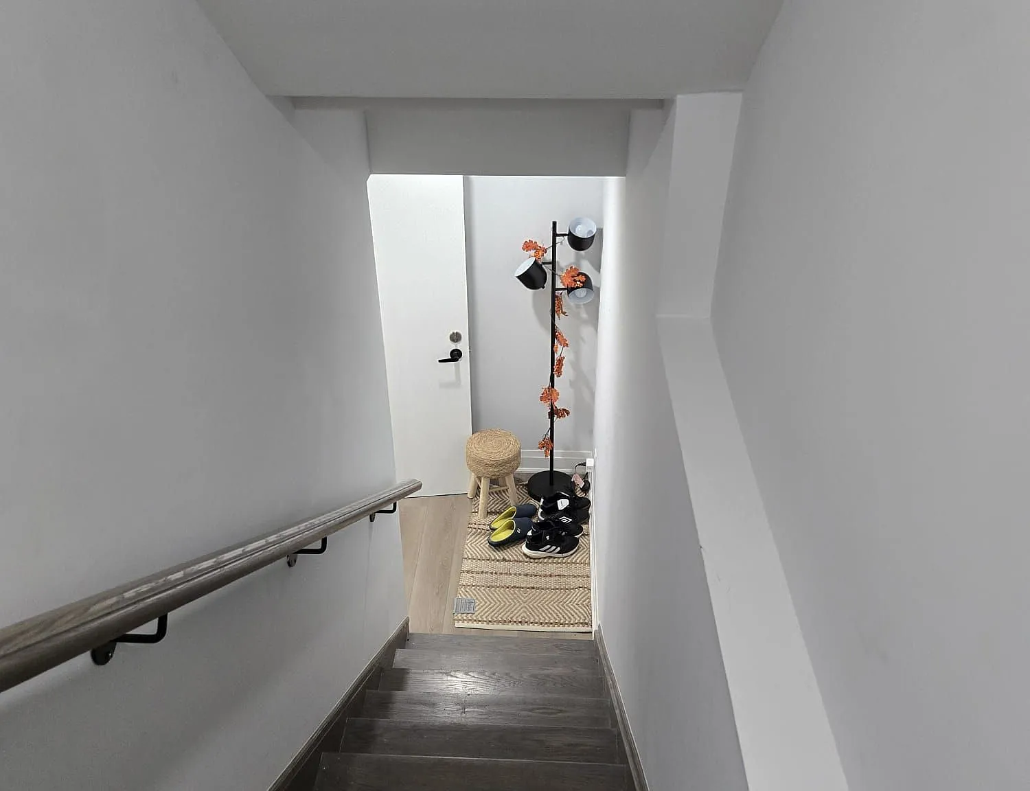 2 bed, $1,800 — Photo 3