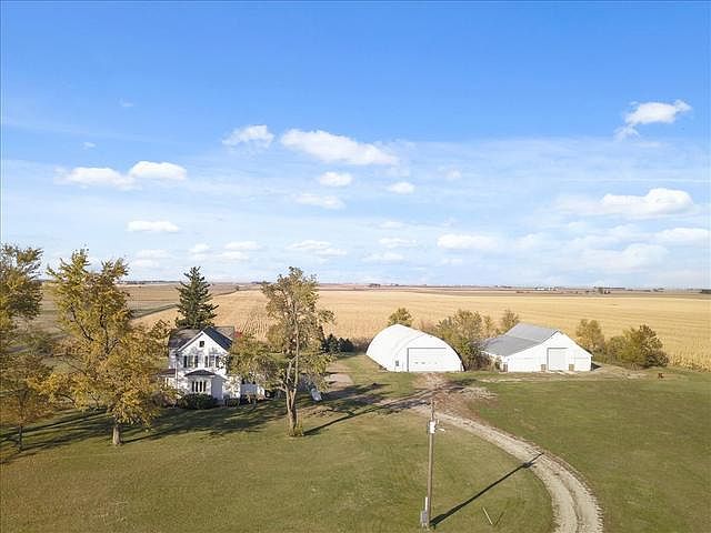 1st image of 1322 County Road 3000 E