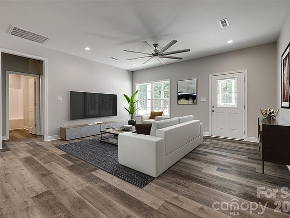 3rd image of 354 Hart St