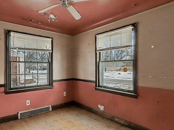 4th image of 5985 Woodhall St