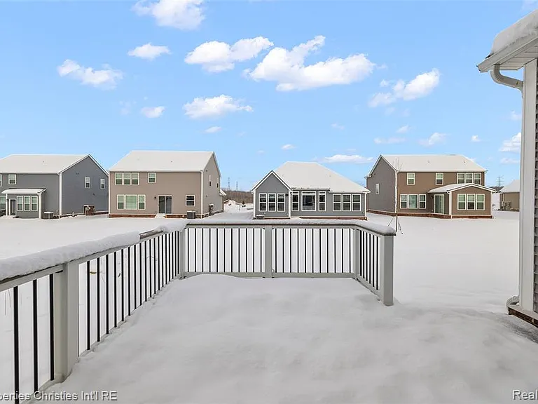 2436 Parkshore Dr — Photo 51