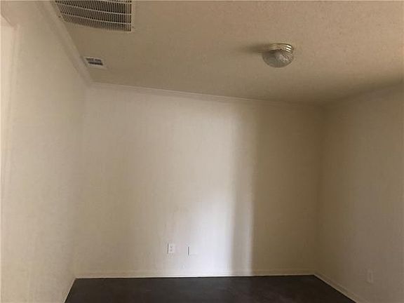 4th image of 510 Sunset Dr