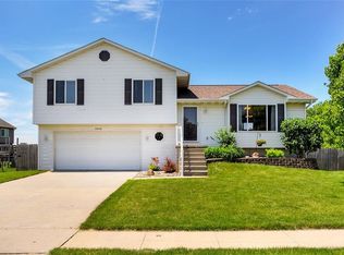 3206 SE Cherry Blossom Dr, Ankeny, IA 50021