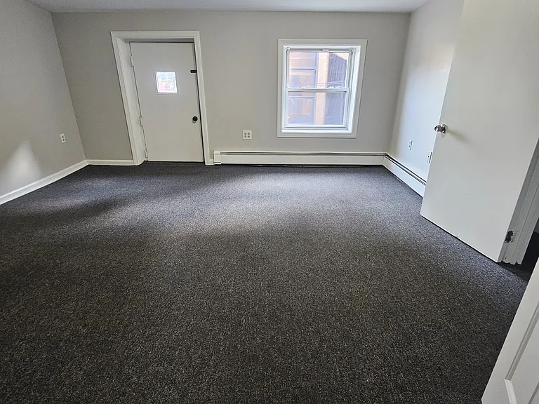 338 Orange St #302B — Photo 3