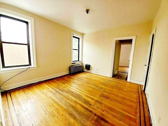 3rd image of 714 56th St #D3