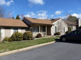 36 Elderberry Ln #B, Asheville, NC 28805