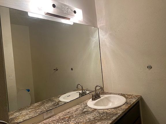 5th image of 3527 Elmira Dr #2
