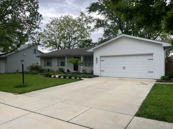 203 Willard St, Urbana, IL 61801