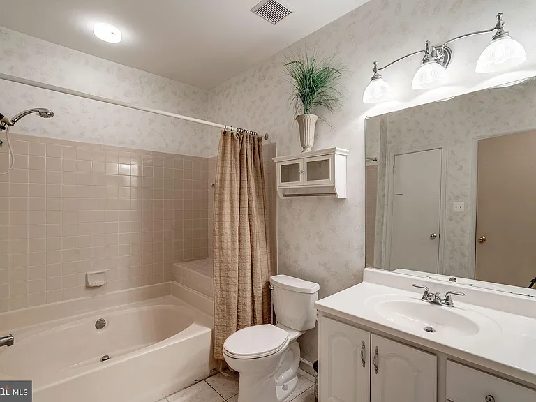 12232 Fort Buffalo Cir #511 — Photo 33