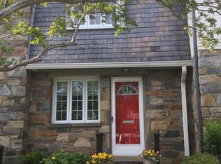 803 Devon Pl, Alexandria, VA 22314