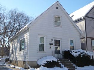 8709 W Maple St, West Allis, WI 53214