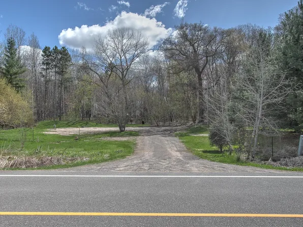 34019 Helium St NW, Cambridge, MN 55008