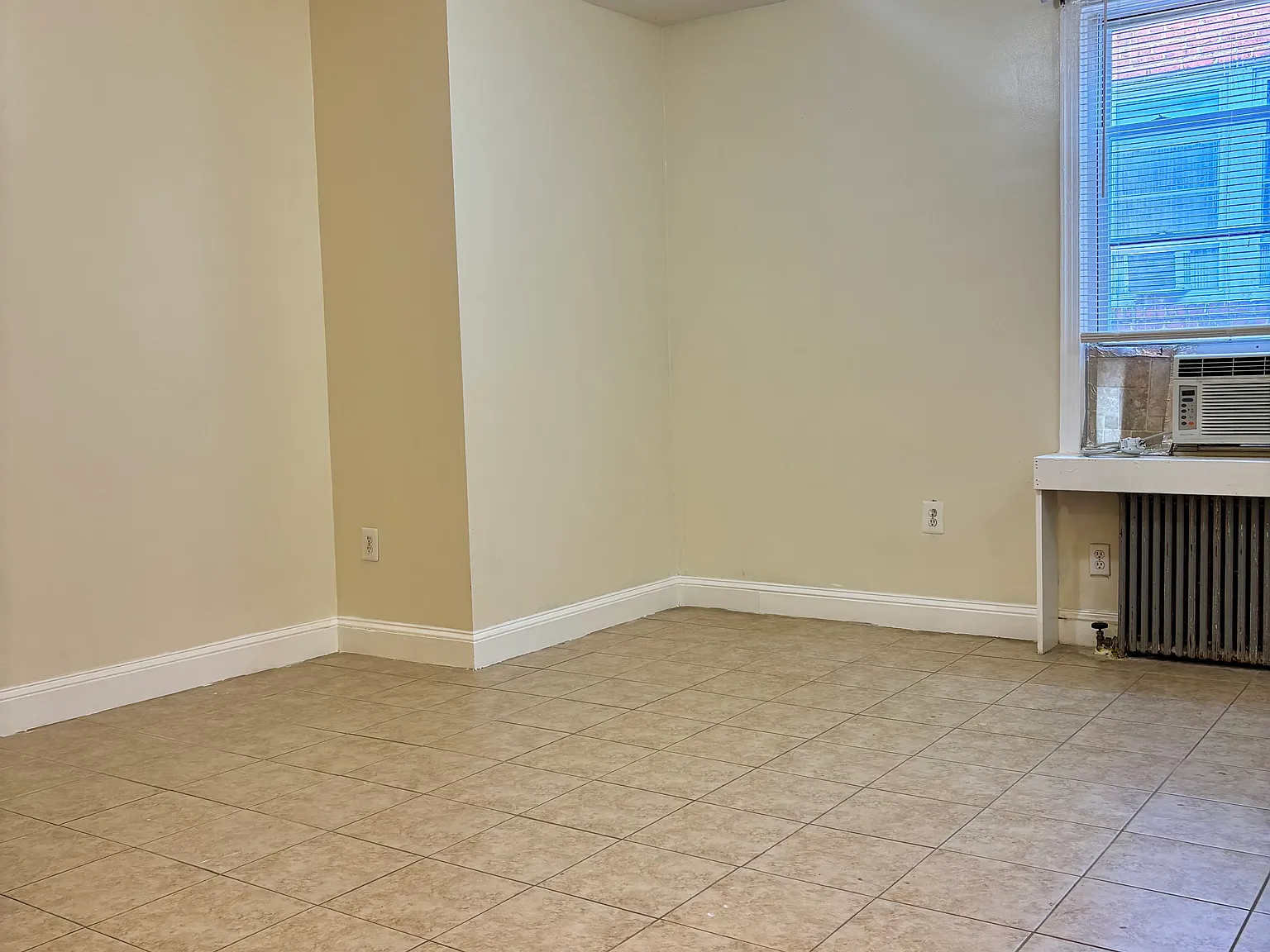 2 bed, 850 sqft, $1,800 — Photo 4