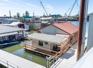 1717 N Jantzen Ave, Portland, OR