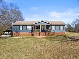 1320 Highway 182, Fair Play, SC 29643