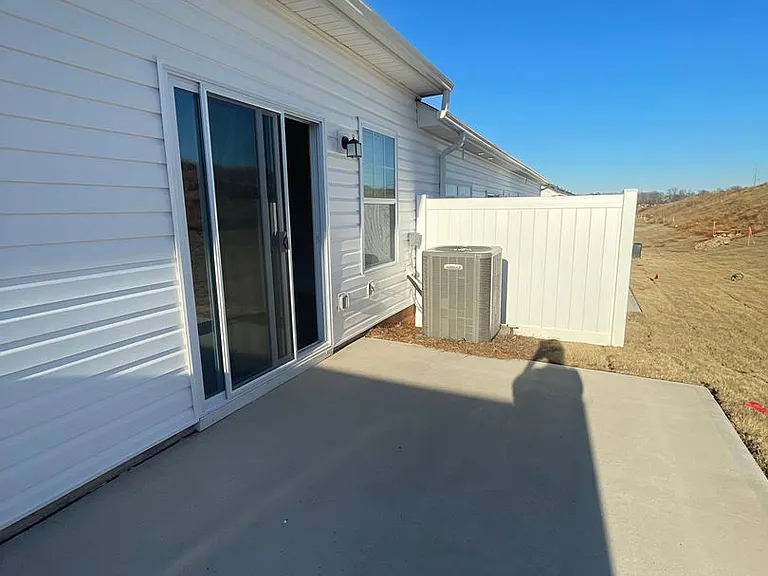 18 Fernhill Ln — Photo 4