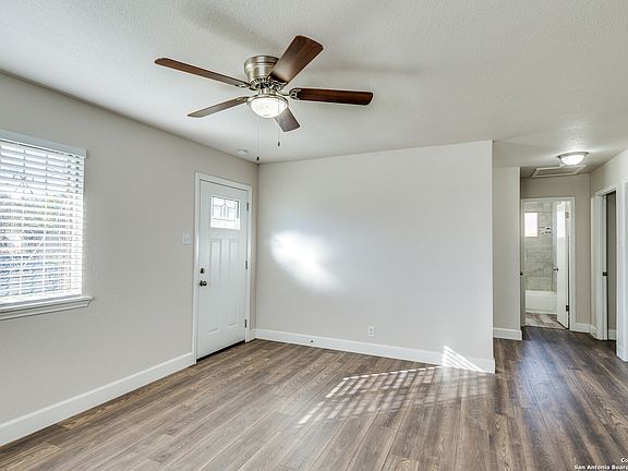 4th image of 206 SAINT LOUIS AVE