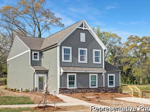 1512 Autumn Banks Way #113, High Shoals, NC 28077