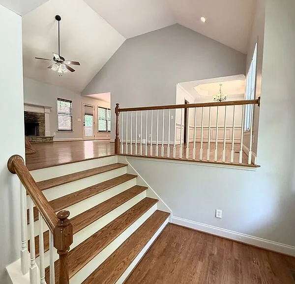 102 Oak Ridge Trl SE — Photo 6