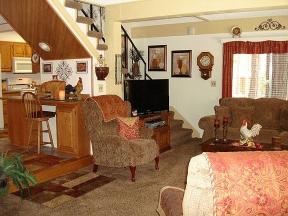 5th image of 30525 Sleepy Hollow Dr
