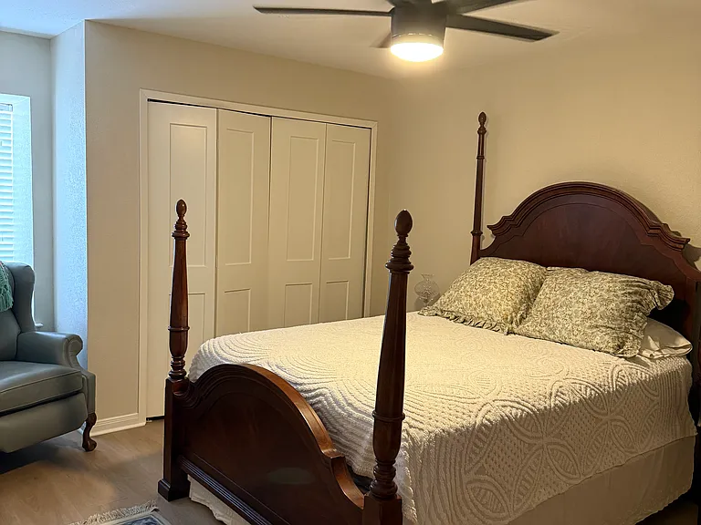 7834 Broadway St #104 — Photo 10
