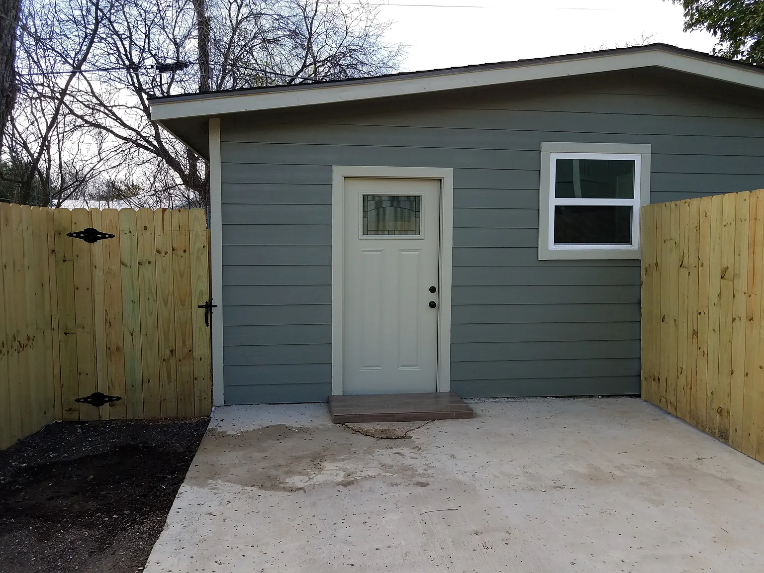 418 E Highland Blvd — Photo 3