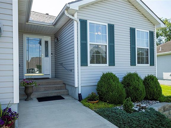 3rd image of 5224 NW Primrose Ct