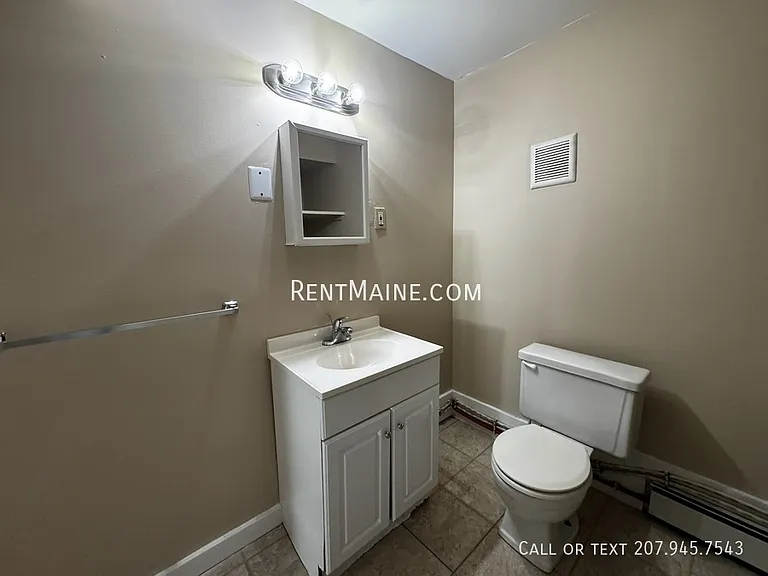 172 College Ave #5 — Photo 10