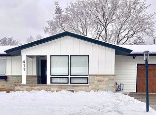 411 N 4th St, La Crescent, MN 55947