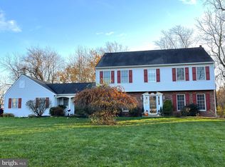 1465 Buck Hill Dr, Southampton, PA 18966