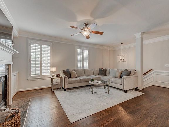 3rd image of 1940 Cobblestone Cir NE #105