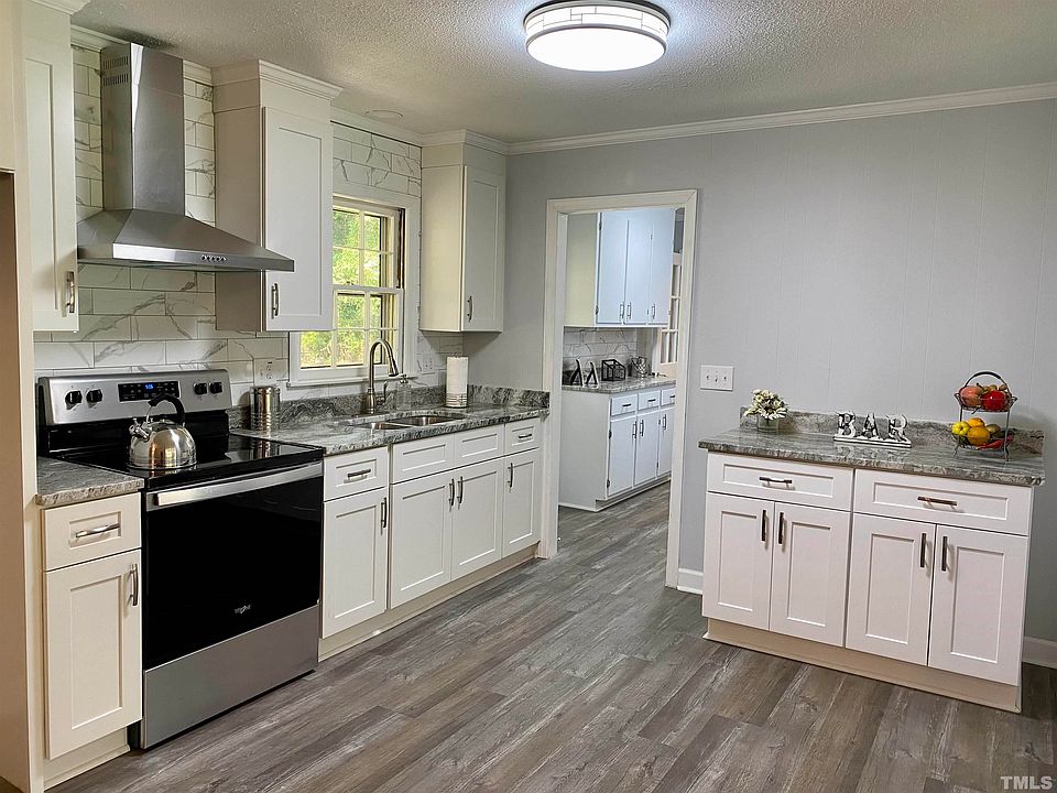 1254 Oakridge Ave, Henderson, NC 27536 Zillow