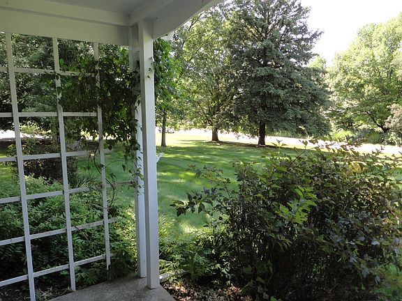 3rd image of 6570 Fleming Creek Dr