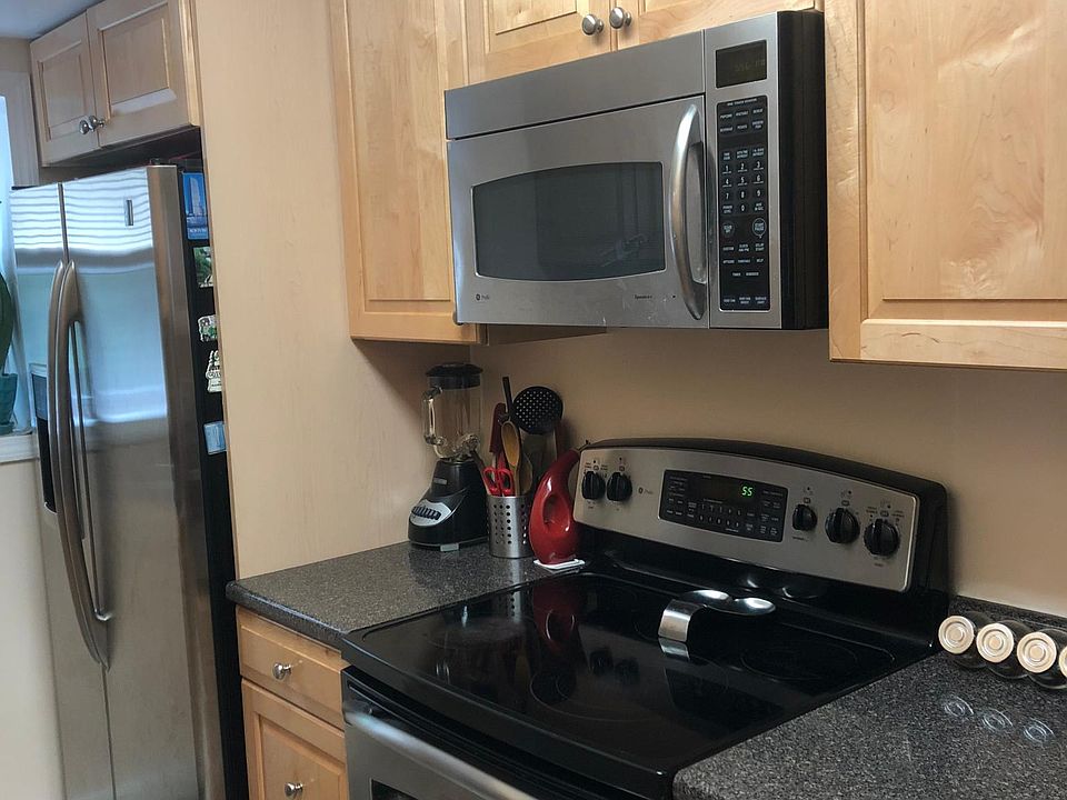 1st image of 180 Newton St